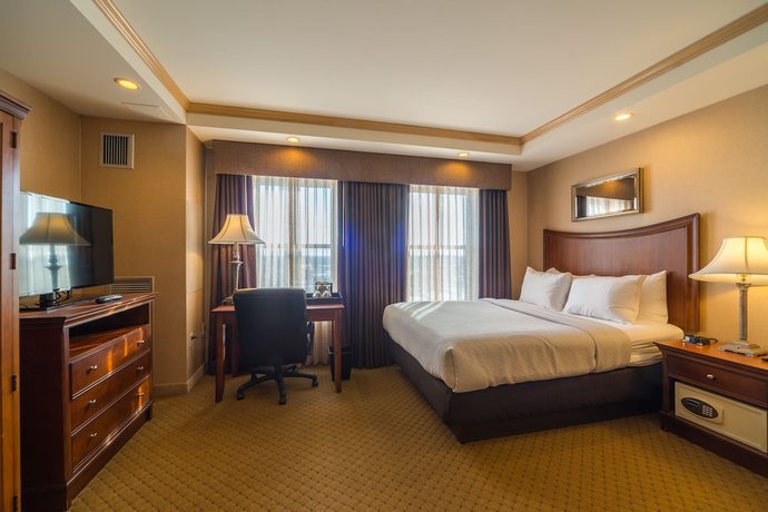 Imagen de la habitación del Hotel Ambassador Milwaukee, Trademark Collection By Wyndham. Foto 3
