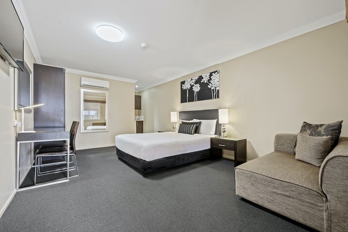 Imagen de la habitación del Hotel Ambassador On Ruthven. Foto 2