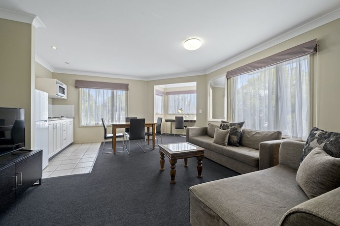 Imagen de la habitación del Hotel Ambassador On Ruthven. Foto 4