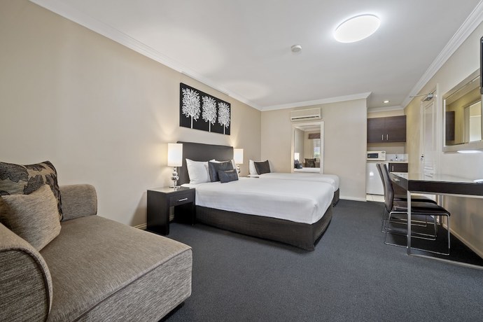 Imagen de la habitación del Hotel Ambassador On Ruthven. Foto 7