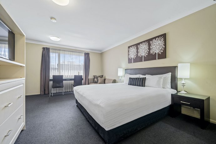 Imagen de la habitación del Hotel Ambassador On Ruthven. Foto 10