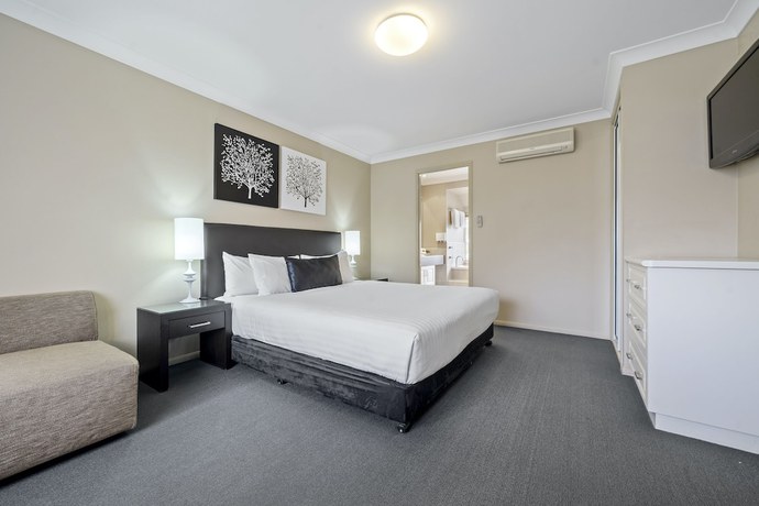 Imagen de la habitación del Hotel Ambassador On Ruthven. Foto 14