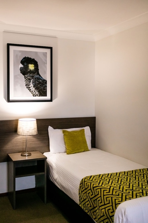 Imagen de la habitación del Hotel Ambassador Orange. Foto 11