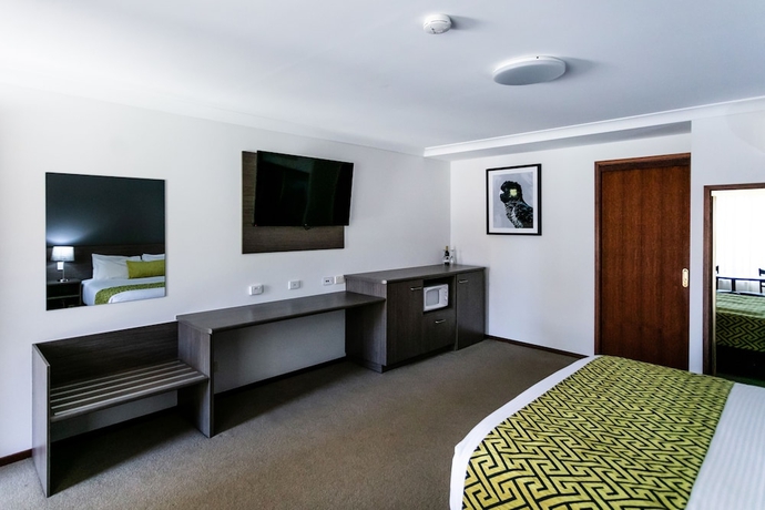Imagen de la habitación del Hotel Ambassador Orange. Foto 16