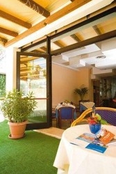 Imagen general del Hotel Ambassador, Pesaro. Foto 4
