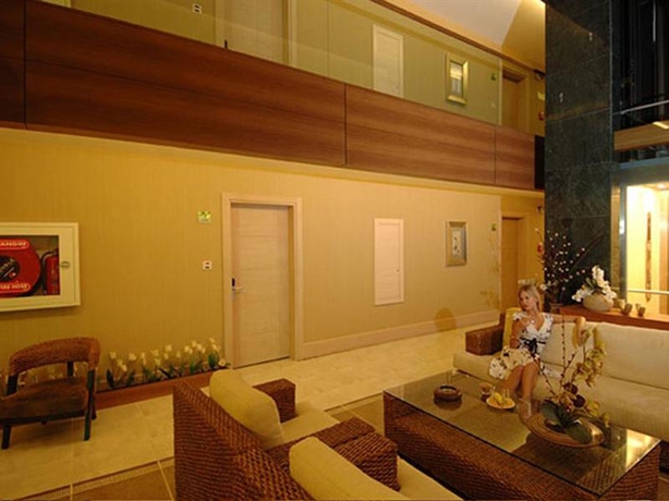 Imagen general del Hotel Ambassador Plaza. Foto 1