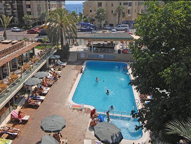 Imagen general del Hotel Ambassador Plaza. Foto 2