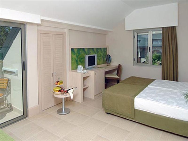 Imagen general del Hotel Ambassador Plaza. Foto 7