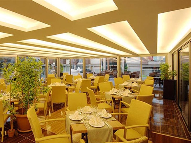 Imagen general del Hotel Ambassador Plaza. Foto 11