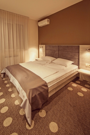 Imagen de la habitación del Hotel Ambassador Plaza, Kiev. Foto 7