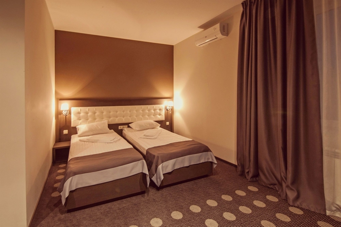 Imagen de la habitación del Hotel Ambassador Plaza, Kiev. Foto 10