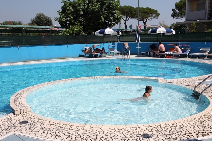 Imagen general del Hotel Ambassador, Porto Santa Margherita. Foto 6