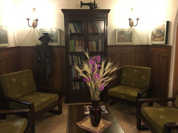Imagen de los interiores del Hotel Ambassador, Quito. Foto 17