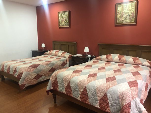 Imagen de la habitación del Hotel Ambassador, Quito. Foto 10