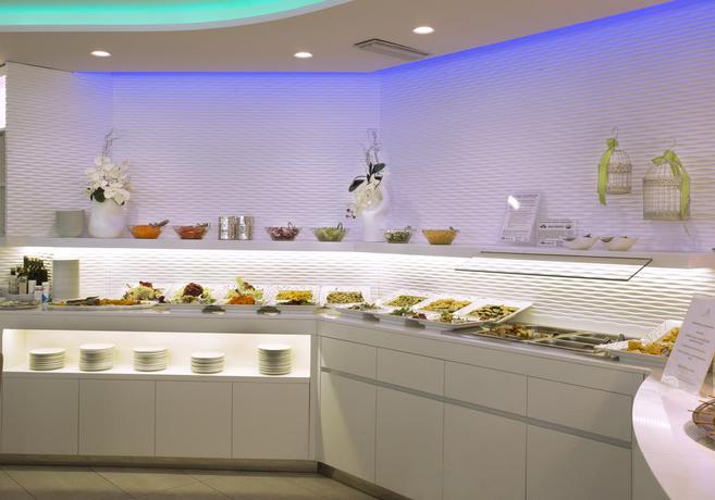 Imagen del bar/restaurante del Hotel Ambassador, Riccione. Foto 4