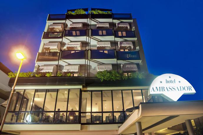 Imagen general del Hotel Ambassador, Riccione. Foto 1