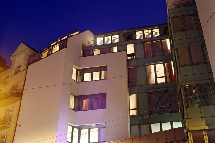 Imagen de los exteriores del Hotel Ambassador Self Check-in. Foto 5