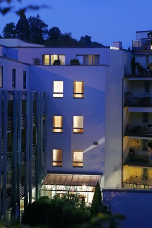 Imagen de los exteriores del Hotel Ambassador Self Check-in. Foto 7