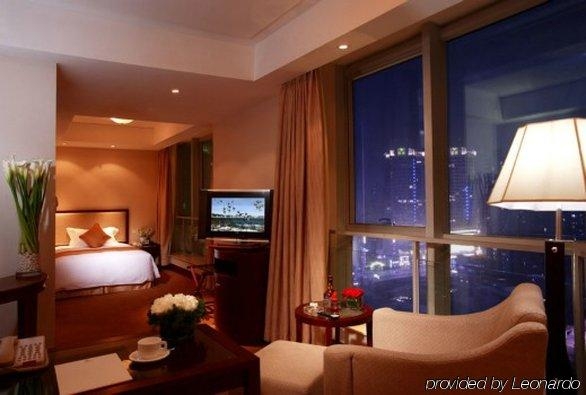 Imagen de la habitación del Hotel Ambassador, Shanghai. Foto 5