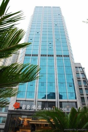 Imagen de los exteriores del Hotel Ambassador, Shanghai. Foto 9