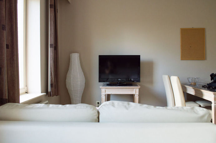 Imagen de la habitación del Hotel Ambassador Suites Antwerp. Foto 9