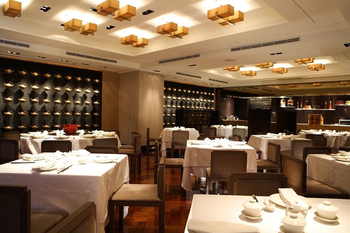 Imagen del bar/restaurante del Hotel Ambassador Taipei. Foto 8