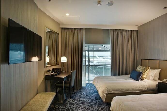 Imagen general del Hotel Ambassador Transit Terminal 3. Foto 5