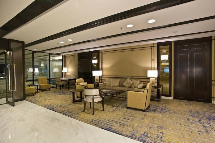 Imagen de los interiores del Hotel Ambassador Transit Terminal 3. Foto 28