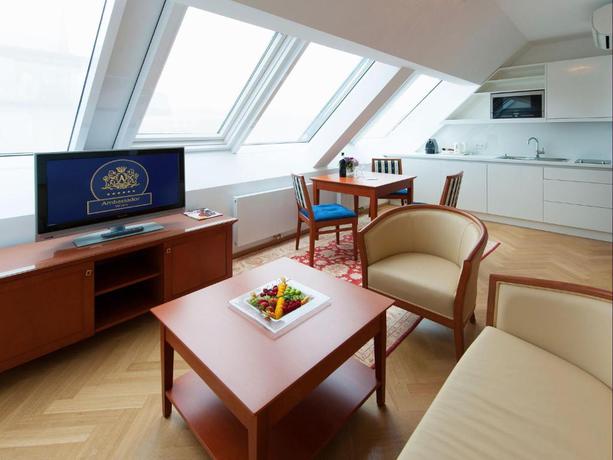 Imagen de la habitación del Hotel Ambassador, Viena. Foto 13