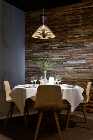 Imagen del bar/restaurante del Hotel Ambassador Zermatt. Foto 3