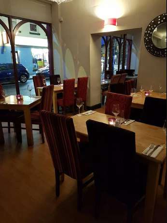 Imagen del bar/restaurante del Hotel Ambassador hotel, Neath. Foto 3
