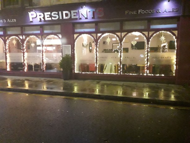Imagen general del Hotel Ambassador hotel, Neath. Foto 1