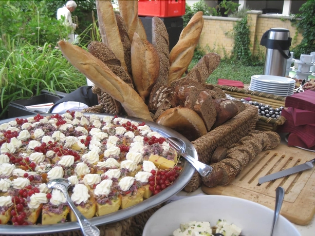 Imagen del bar/restaurante del Hotel Ambassador-berlin-grünau. Foto 9