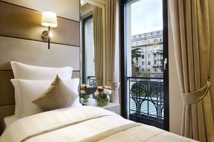 Imagen de la habitación del Hotel Ambassadori Tbilisi. Foto 5