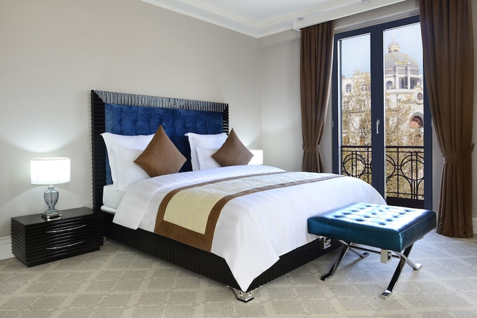 Imagen de la habitación del Hotel Ambassadori Tbilisi. Foto 16