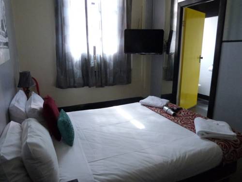 Imagen de la habitación del Hotel Ambassadors, Adelaide. Foto 2