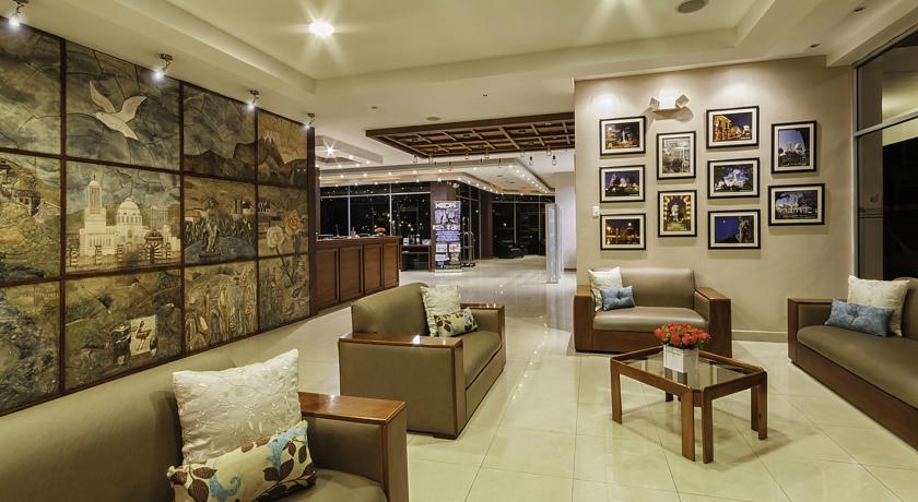 Imagen de los interiores del Hotel Ambato. Foto 9