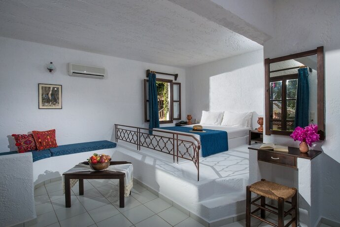 Imagen de la habitación del Hotel Ambelos. Foto 16