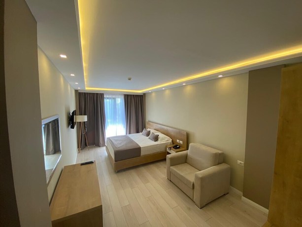 Imagen de la habitación del Hotel Amber Albania. Foto 12