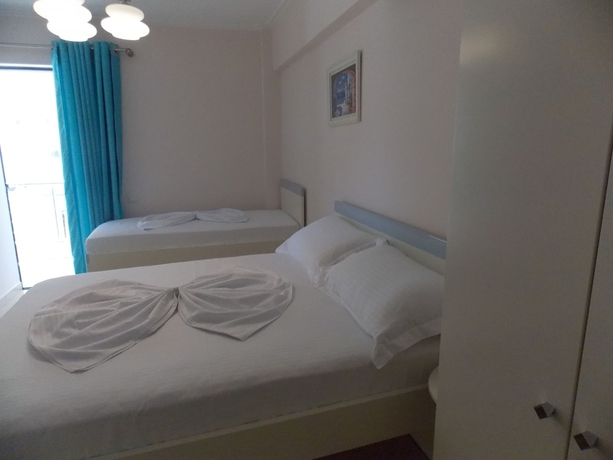 Imagen de la habitación del Hotel Amber Apartments. Foto 8