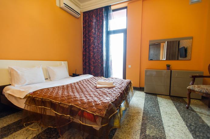 Imagen de la habitación del Hotel Amber, Batumi. Foto 8