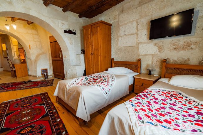 Imagen de la habitación del Hotel Amber Cave Suites. Foto 6