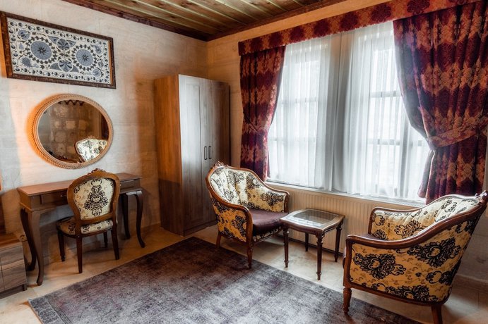 Imagen de la habitación del Hotel Amber Cave Suites. Foto 12