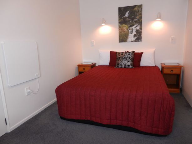 Imagen de la habitación del Hotel Amber Court Motel. Foto 8