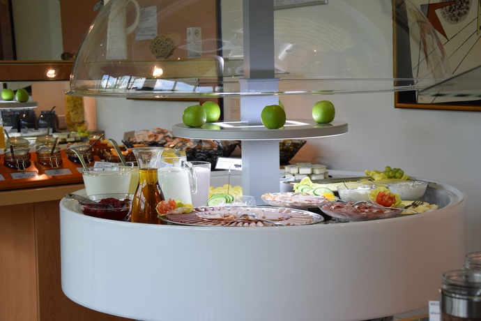 Imagen del bar/restaurante del Hotel Amber Econtel München. Foto 4