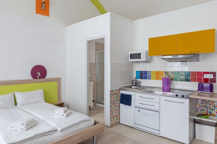 Imagen de la habitación del Hotel Amber Gardenview Studios. Foto 3