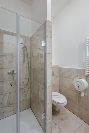 Imagen de la habitación del Hotel Amber Gardenview Studios. Foto 13