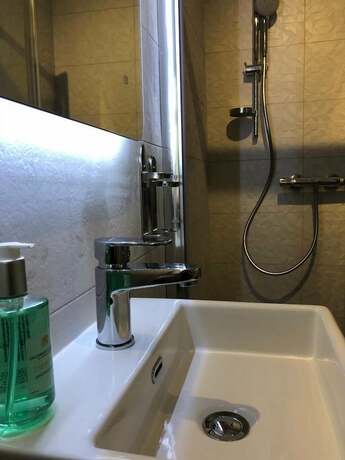 Imagen de la habitación del Hotel Amber Heights Guesthouse. Foto 15