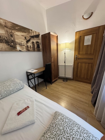 Imagen de la habitación del Hotel Amber Hostel. Foto 7