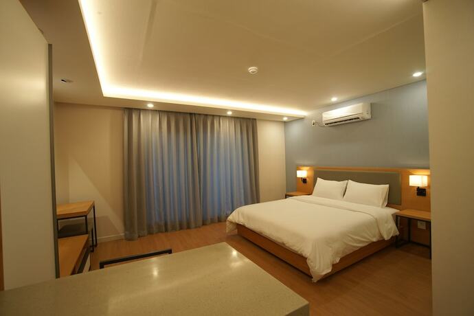 Imagen general del Hotel Amber House, Jeju. Foto 13